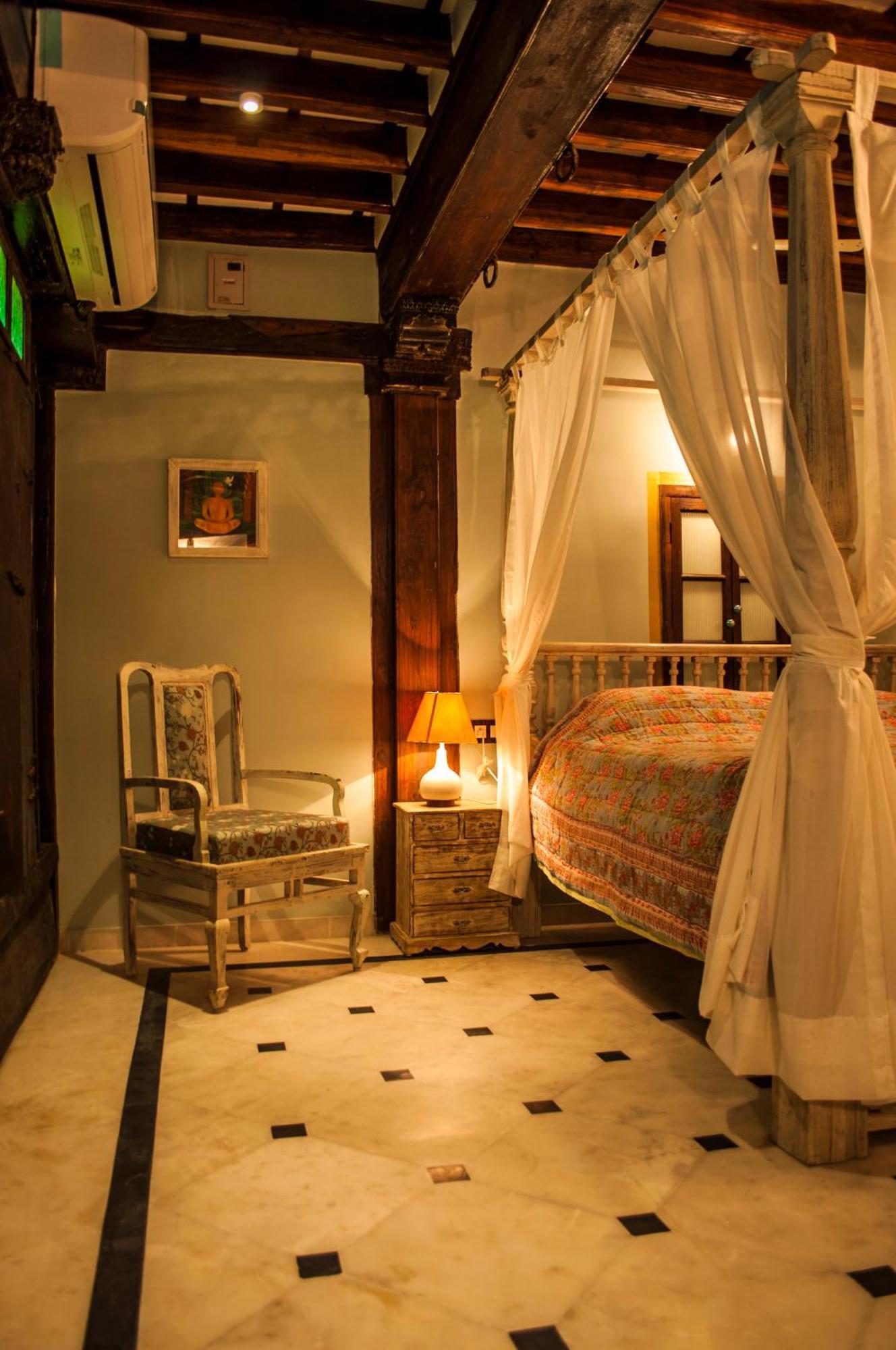 โดเธีย ฮาเวลี Hotel อาเมดาบัด ภายนอก รูปภาพ