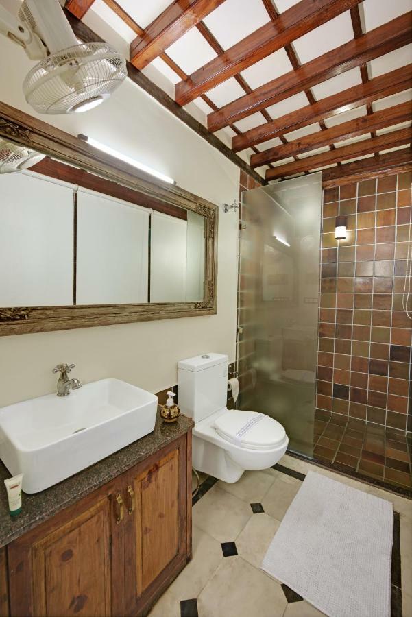 โดเธีย ฮาเวลี Hotel อาเมดาบัด ภายนอก รูปภาพ